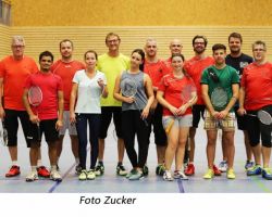Badminton TSV Kastl gegen SVW Burghausen Gruppenfoto.jpg